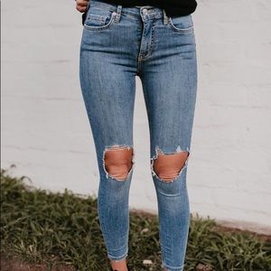 NWT free people busted knee jeans highwasted
